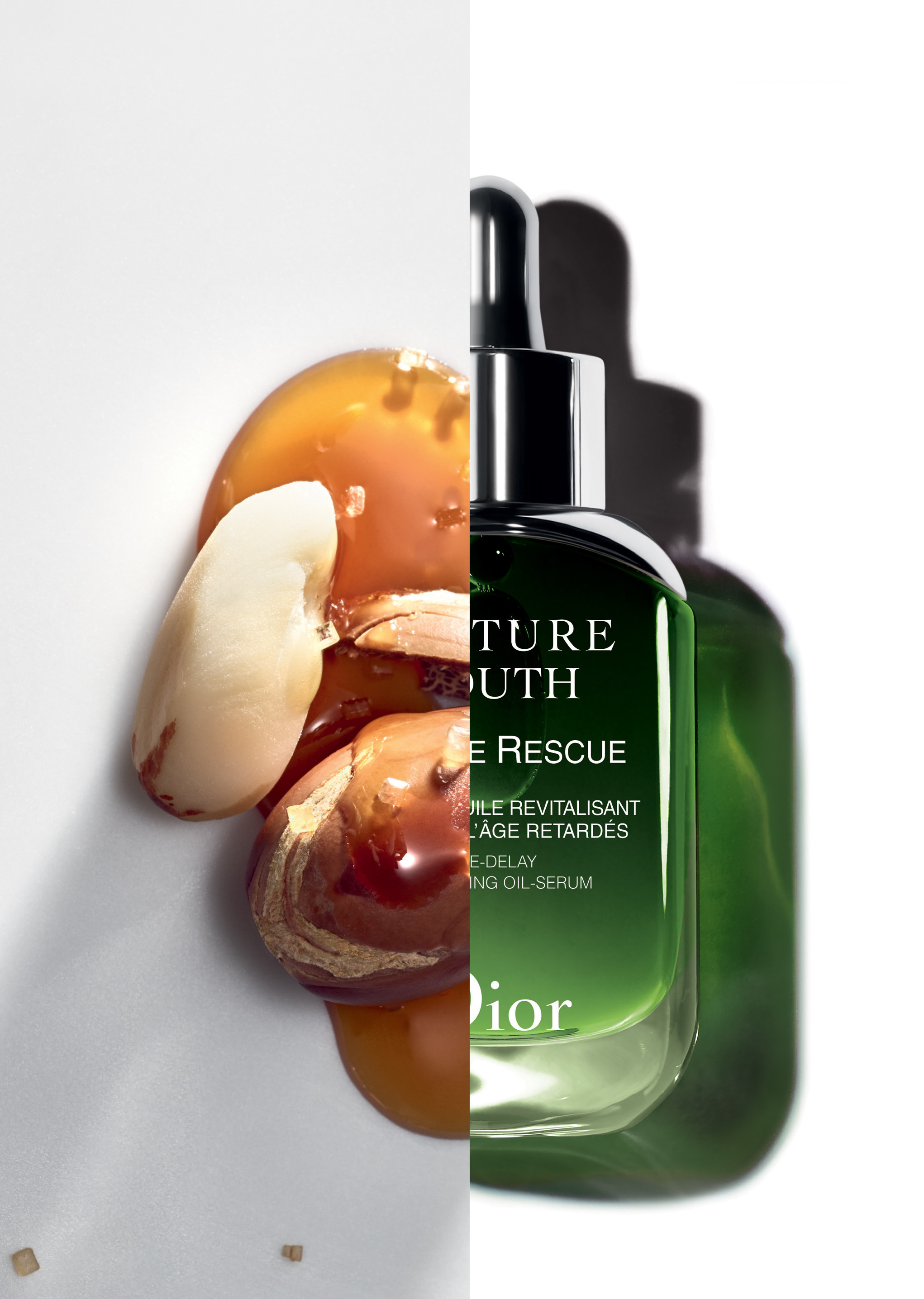  The Intense Rescue oil serum can be used in three different ways to suit your most pressing needs: with the Age-Delay cream, as an overnight remedy or as a soothing concentrate